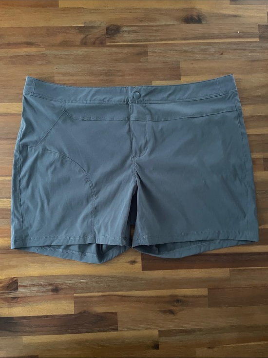 Toad&Co Pants - Toad&Co Women's Athletic Shorts in Slate Gray